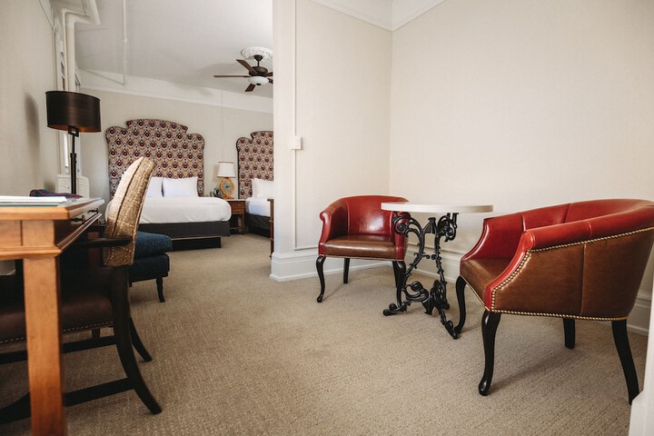 Hotel Colorado