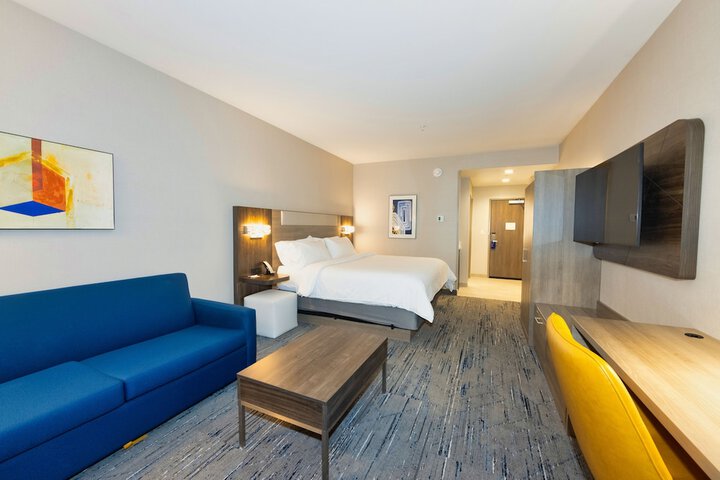 Holiday Inn Express & Suites Harrisonburg University Area by IHG