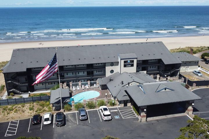 Lincoln Sands Oceanfront Resort an Ascend Collection Hotel