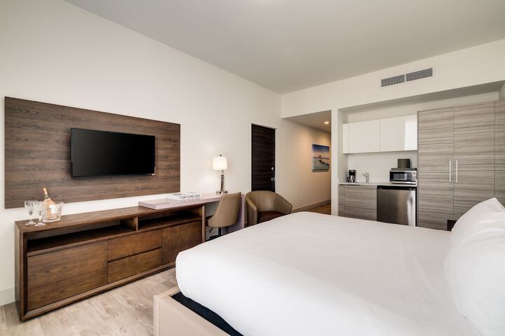 Costa Hollywood Beach Resort
