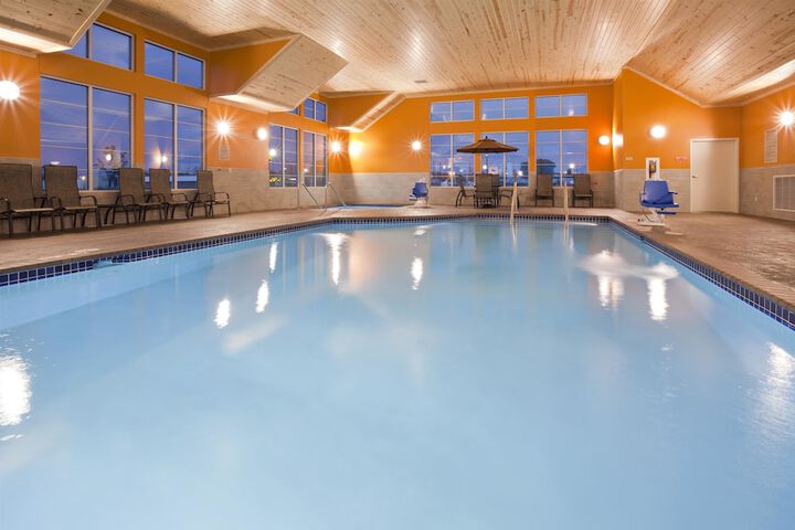Pool 2 of 33