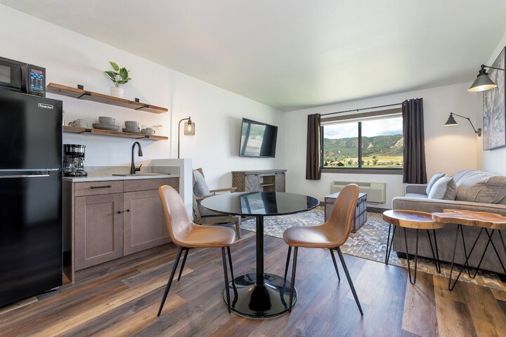MTN Lodge Ridgway