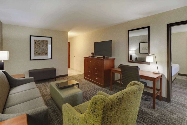 Room 21 of 81