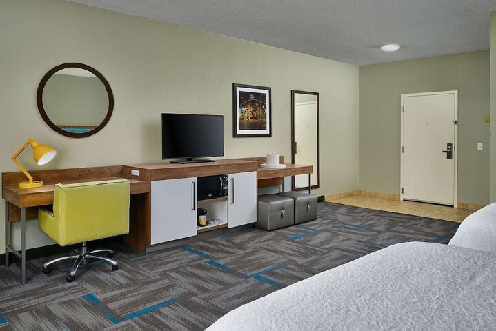 Room 14 of 29