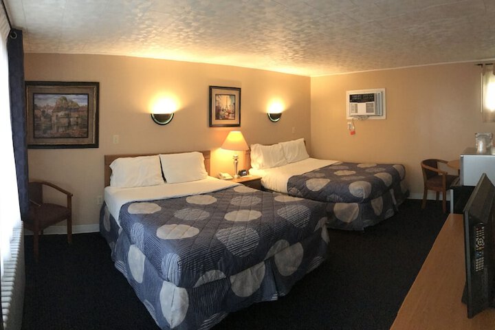 Room 15 of 32