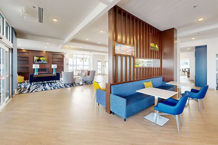 Hotel Interior 10 of 48