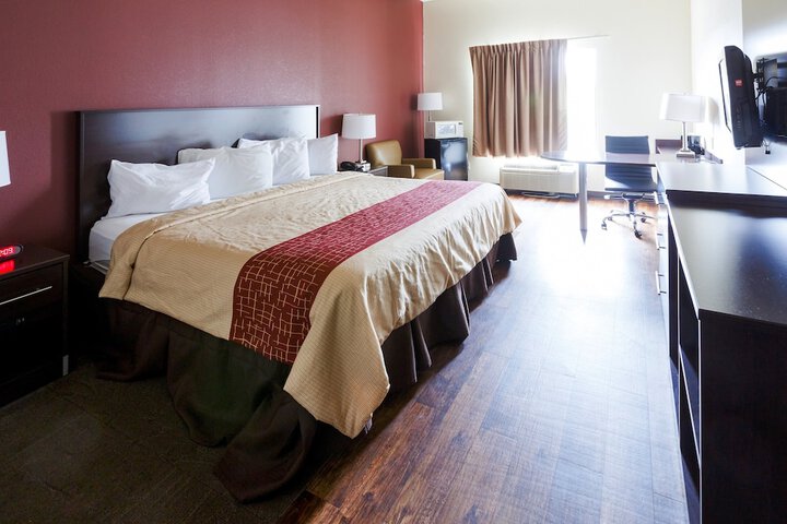 Red Roof Inn PLUS+ Danville KY