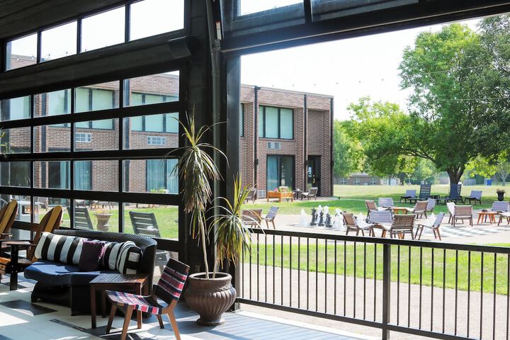 The Highlander Hotel Iowa City an Ascend Collection Hotel