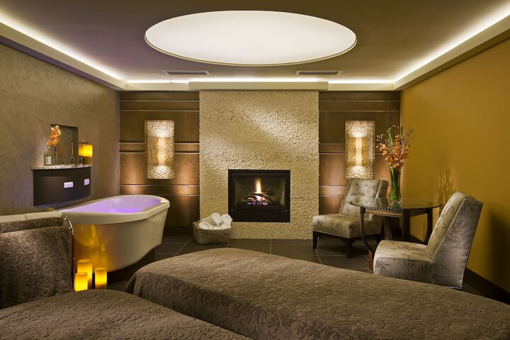 Madeline Hotel & Residences Auberge Collection