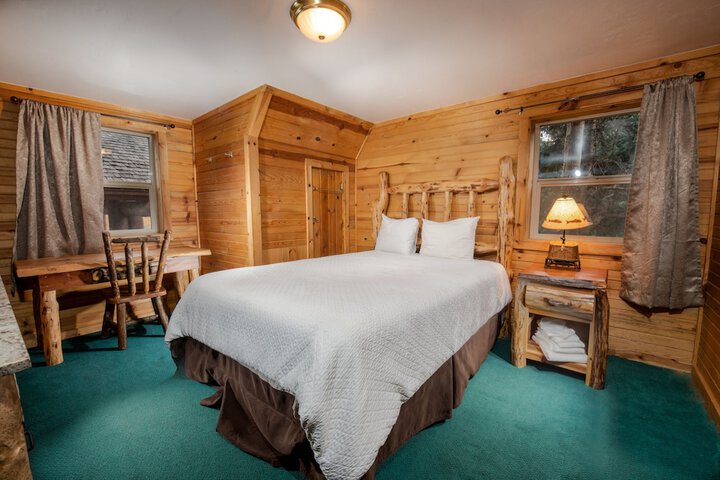 Hatchet Resort