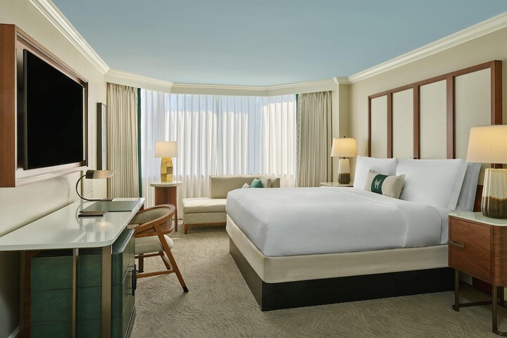 Room 28 of 99