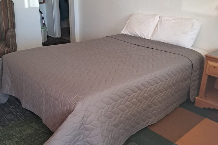 Room 15 of 24