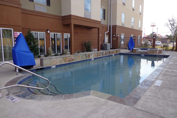 Pool 6 of 36