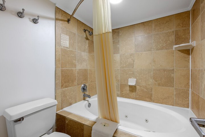Quality Inn Athens I-65 / Huntsville Area West
