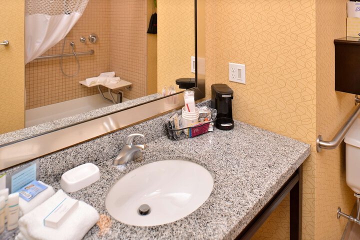 Hampton Inn Iowa City / University Area