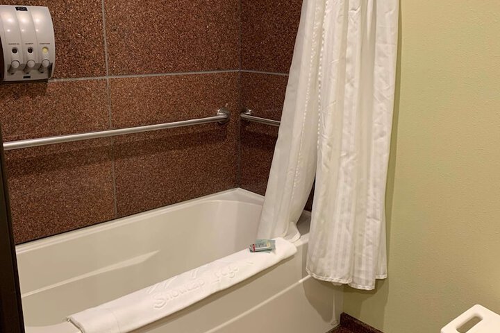 Best Western Snowcap Lodge