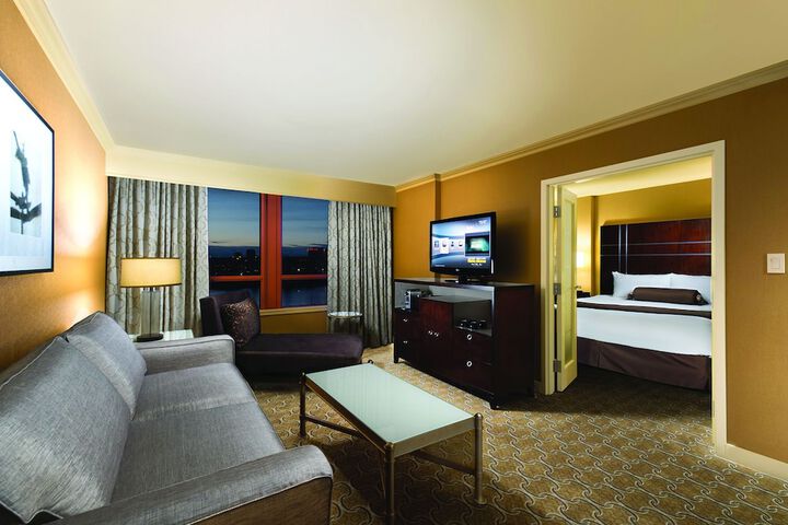 Room 34 of 61