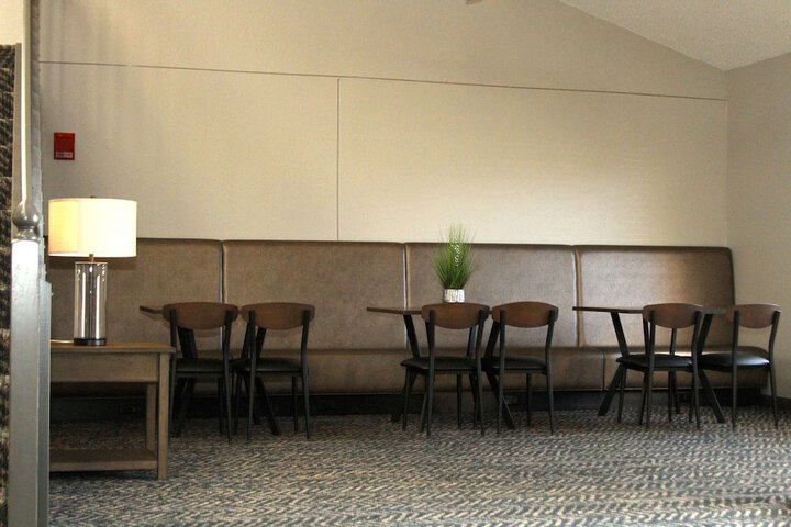 Breakfast/Coffee Service 21 of 24