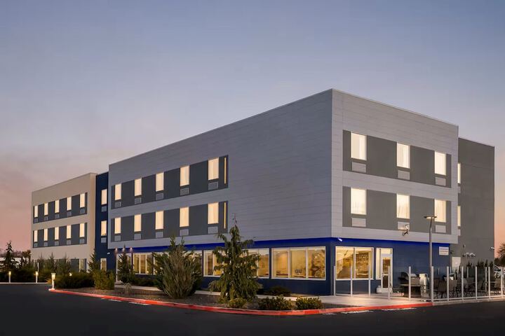 Holiday Inn Express & Suites George Quincy South by IHG