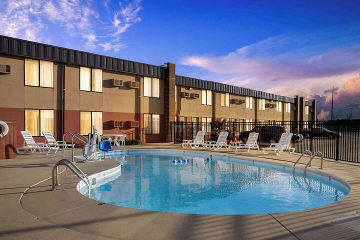 Pool 6 of 40