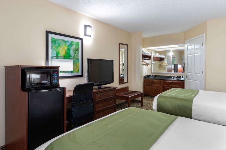 Room 15 of 29