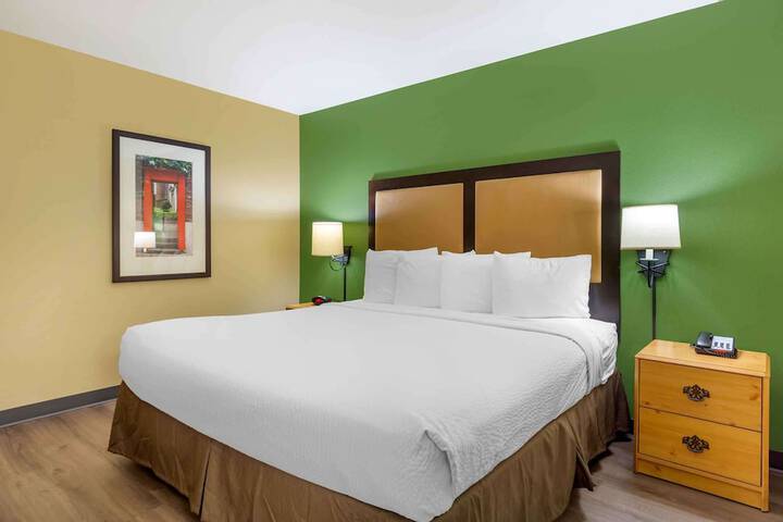 Room 21 of 29