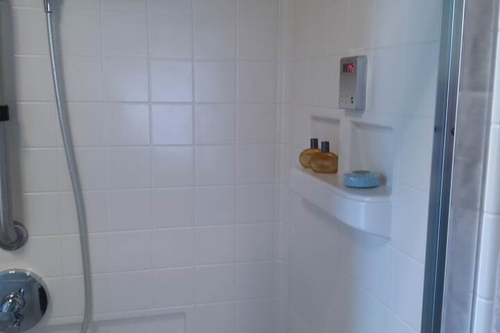Room 43 of 58