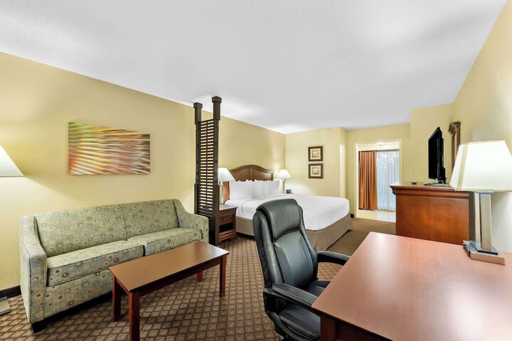 Best Western Coach House
