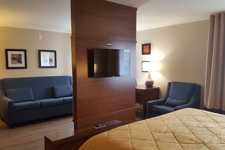 Room 16 of 42