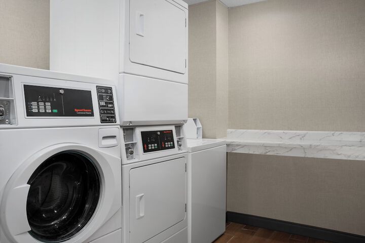 Laundry 41 of 42