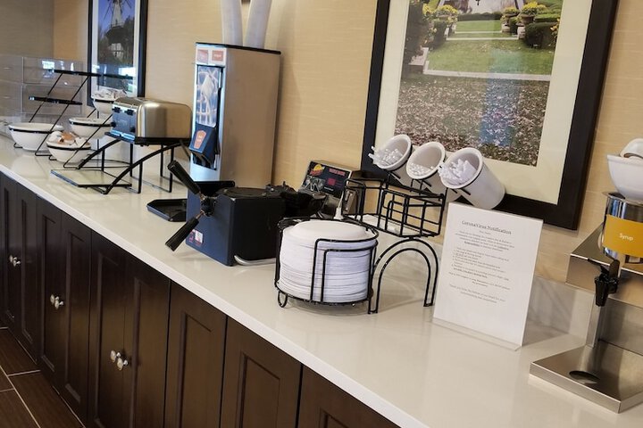 Breakfast/Coffee Service 49 of 55
