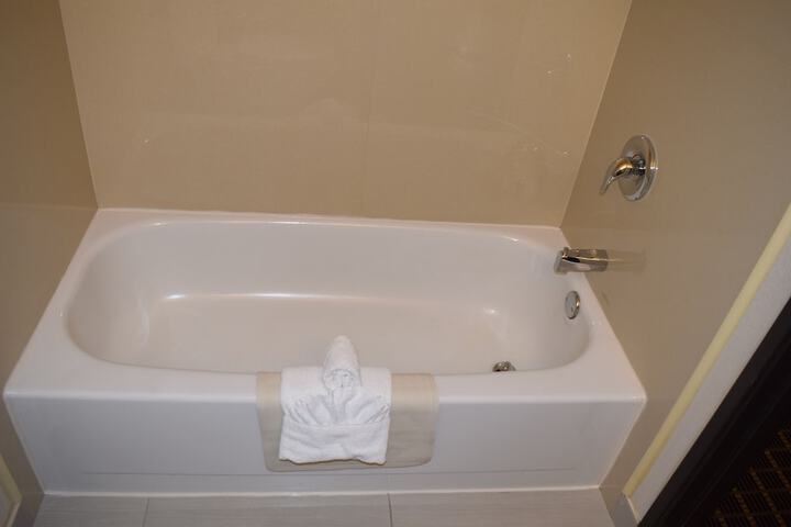 Room 11 of 22