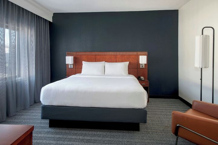 Courtyard by Marriott Silver Spring North / White Oak