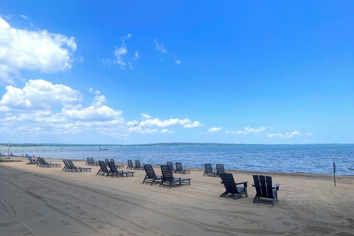 Beach 95 of 108