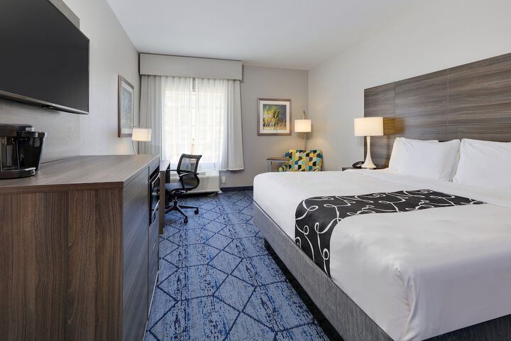 Room 16 of 42