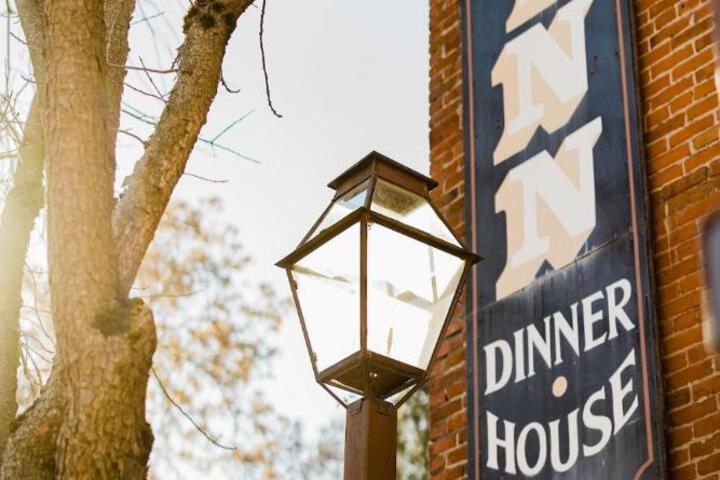 Historic Jacksonville Inn