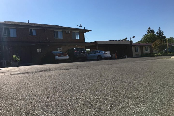 Property Grounds 16 of 17