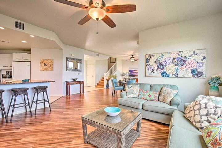 Kona Townhome w / Lanai & Resort Amenities!