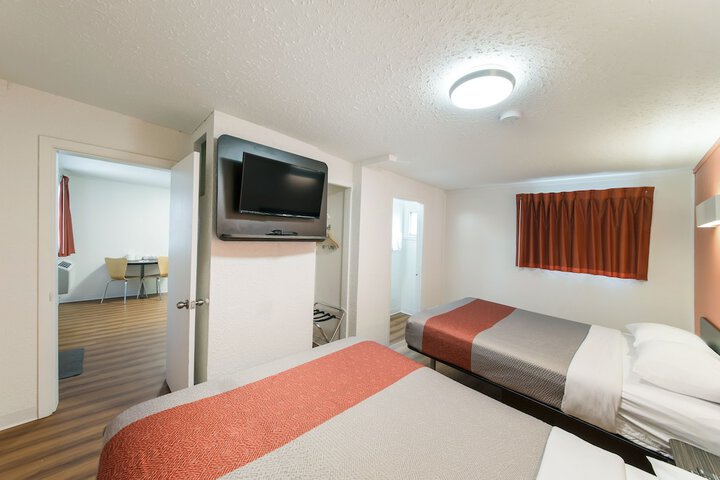 Motel 6 Cranbrook BC