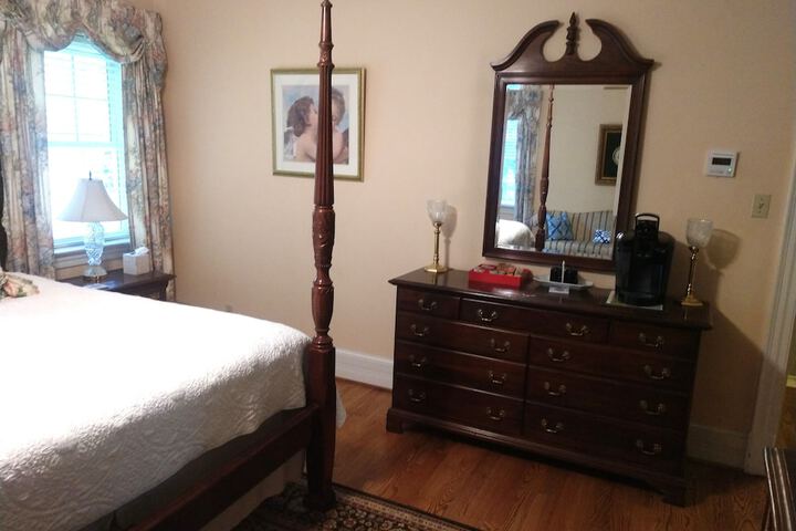 Room 46 of 73