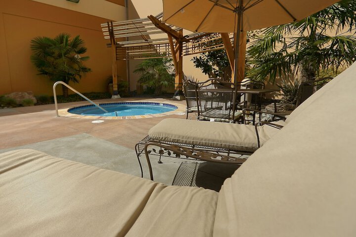 Pool 3 of 39