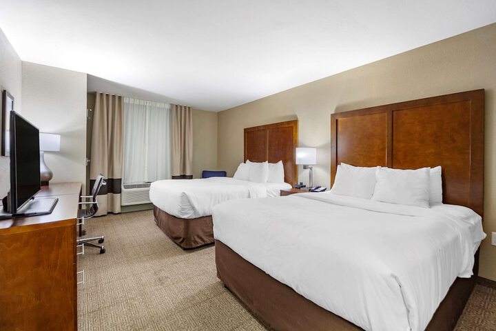 Comfort Inn & Suites Sidney I-80