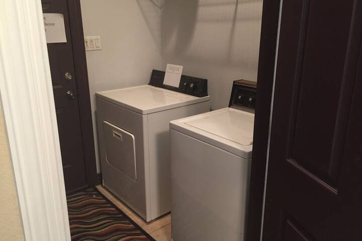 Room 7 of 19