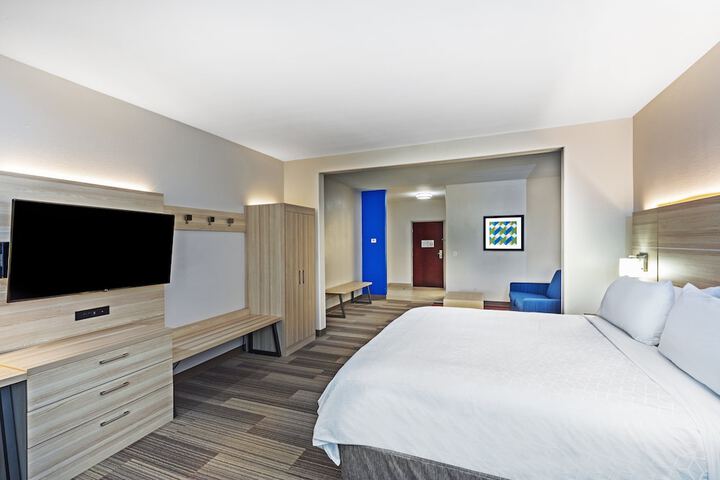 Room 26 of 57
