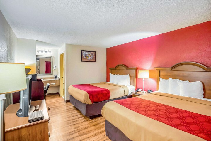Econo Lodge Huntington - Barboursville University Area