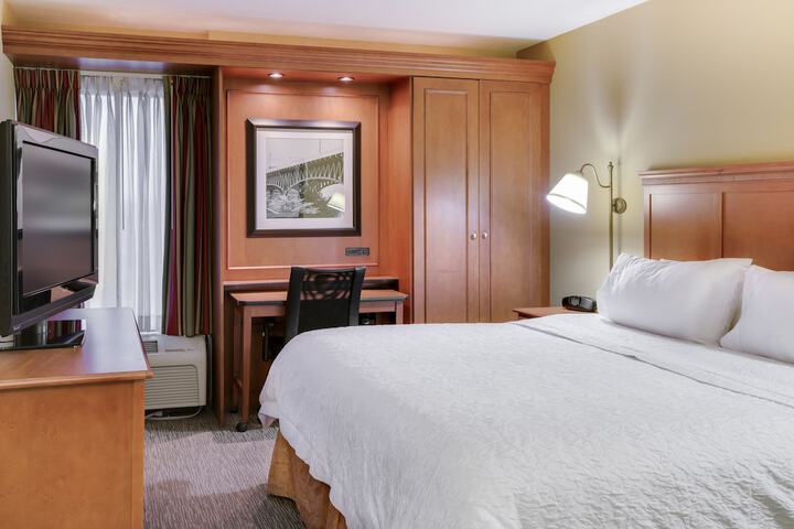 Room 22 of 46