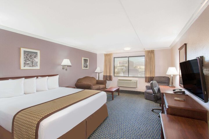 Room 21 of 46