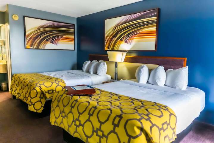 Room 43 of 85