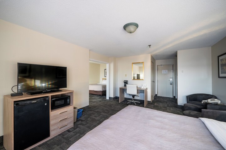 Room 15 of 46