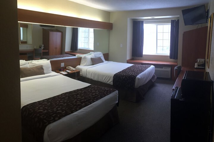 Microtel Inn & Suites by Wyndham Beckley East
